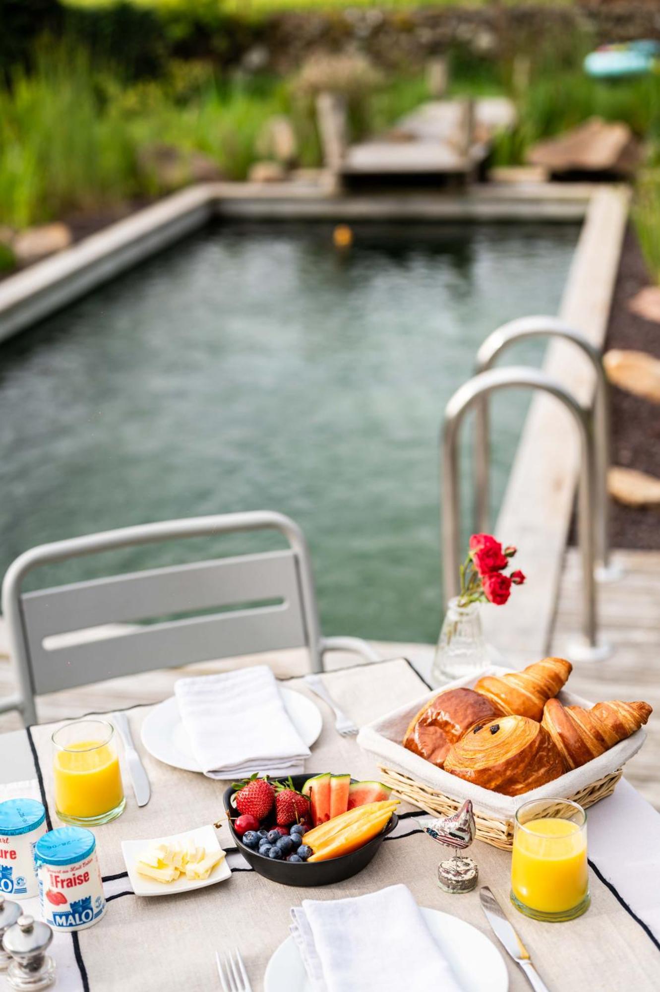 Manoir De Jouralem Bed & Breakfast Blaison Exterior photo